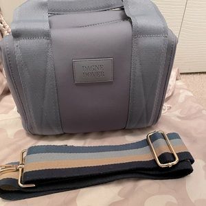 Dagne Dover XS Ash Blue Landon w extra strap